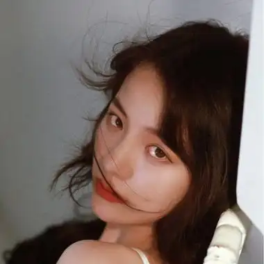 蔓草春深不见君